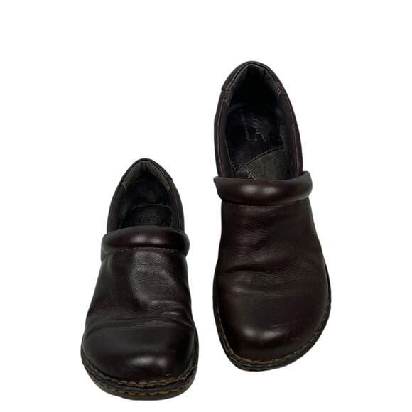 B.O.C.  Brown Genuine Leather Clogs Woman's  Comfort Shoes  9.5'' - Picture 1 of 11